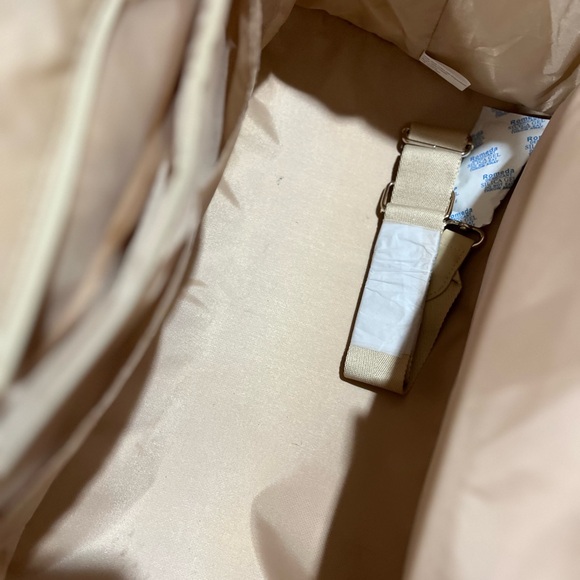 BÉIS The Regular Weekender Bag – Beige – Excellent Condition - Picture 11 of 11